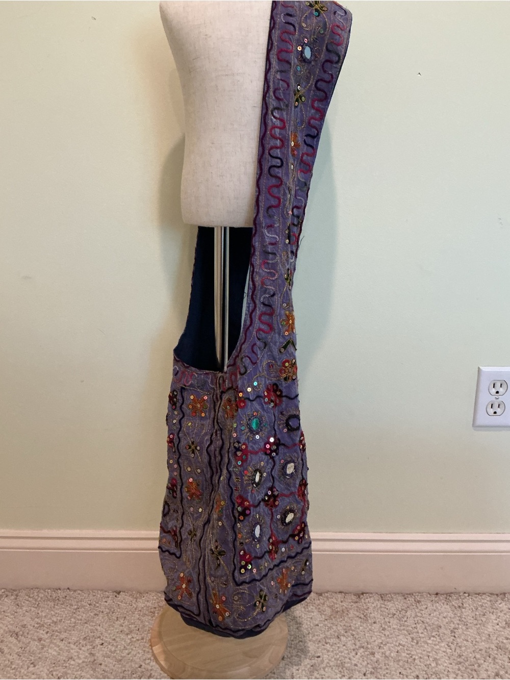 Bohemian Embroidered Crossbody Bag - Purple